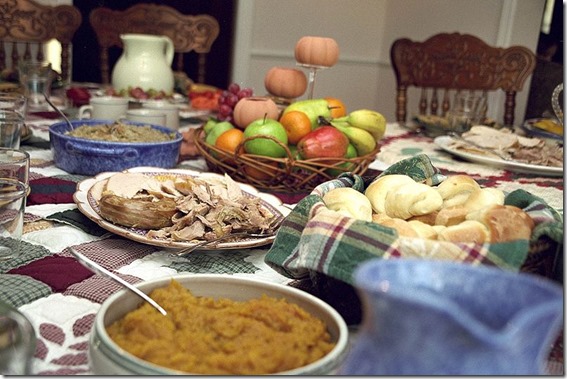800px-TraditionalThanksgiving